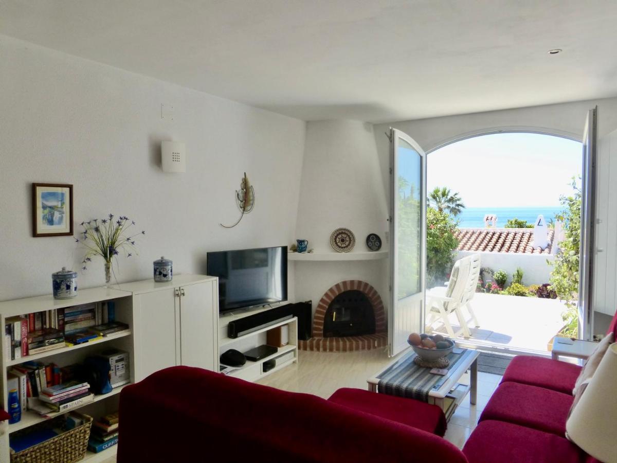 네르하 Pueblo Chimenea 빌라 외부 사진